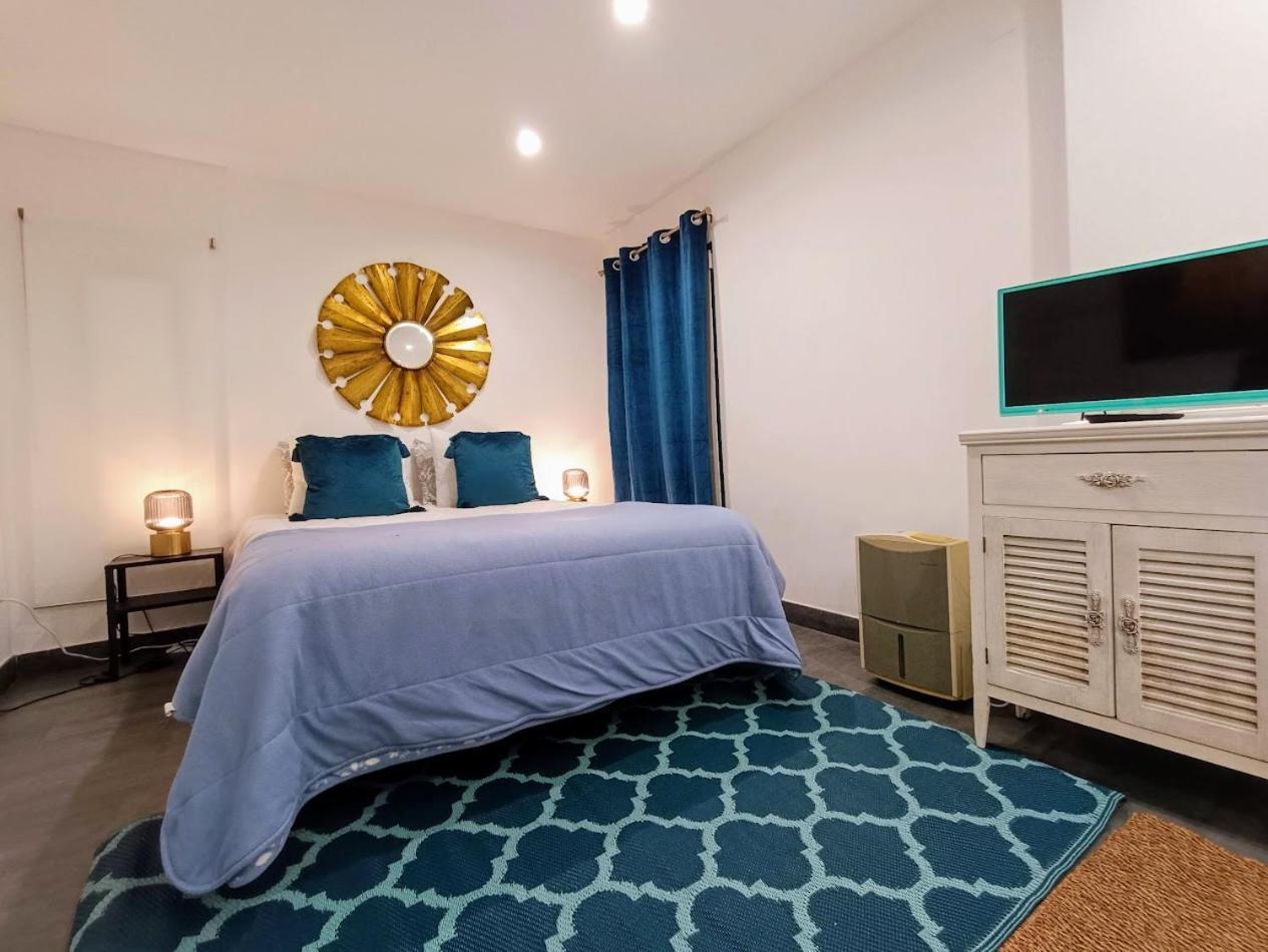Golden Blue Apartment